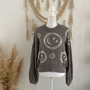 SO juniors happy face sweater grey knit crew neck oversize dolman sleeve medium